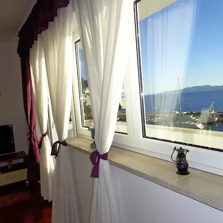 アパート Mistral