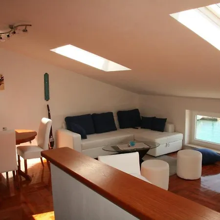 Mistral * ミミツェ